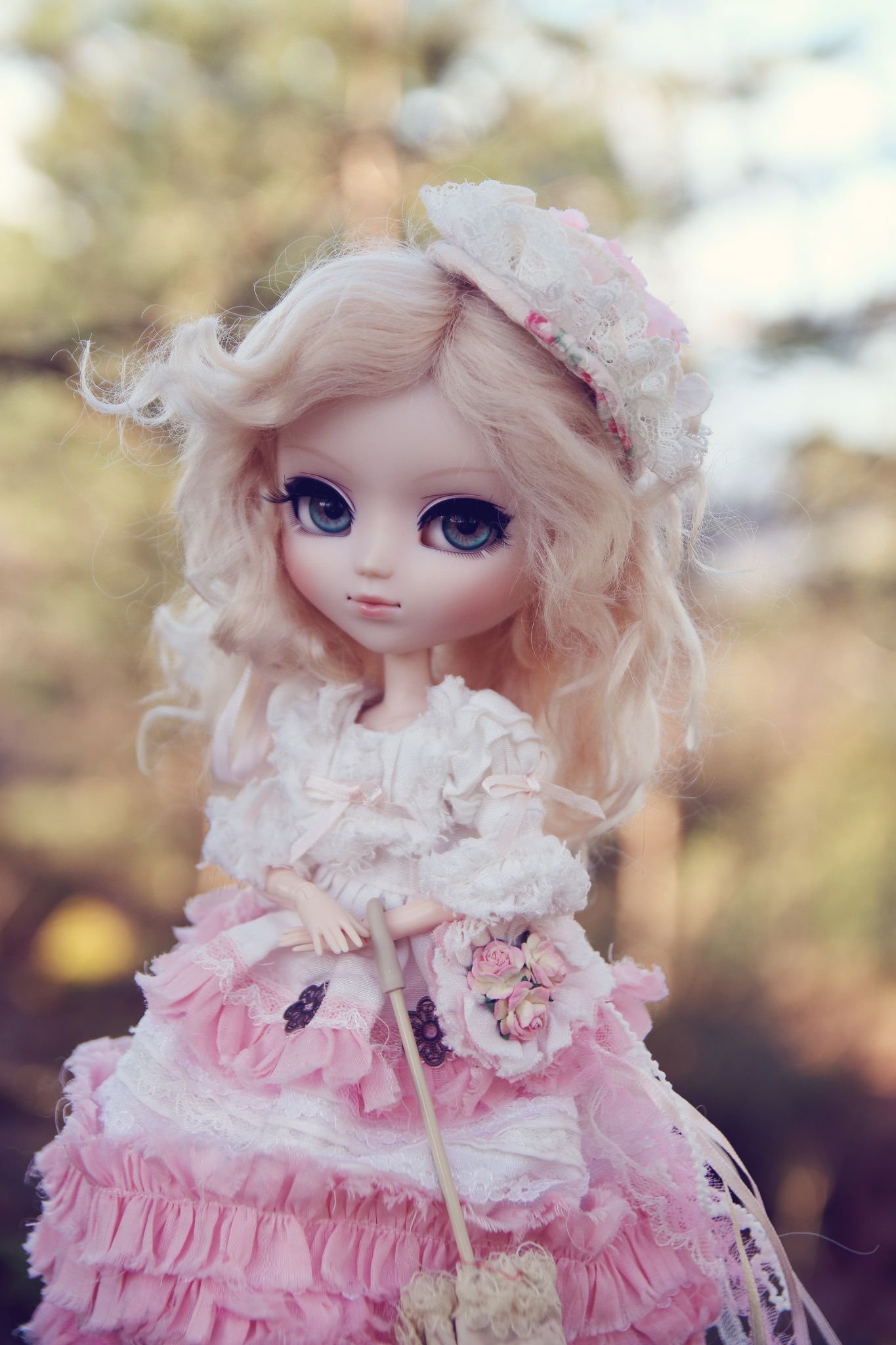 A Beautiful Doll PICture For DP