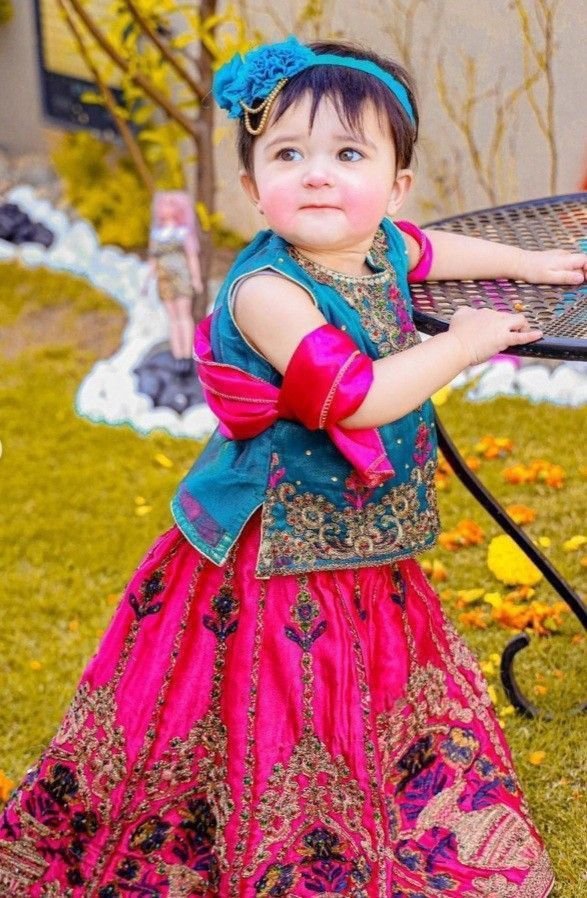 Beautiful Pakistani Girl DP PIC