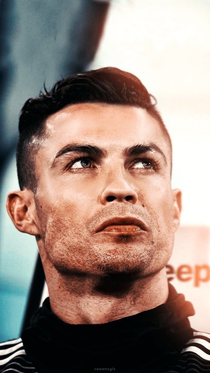 Cristiano Ronaldo 18 Wallpaper