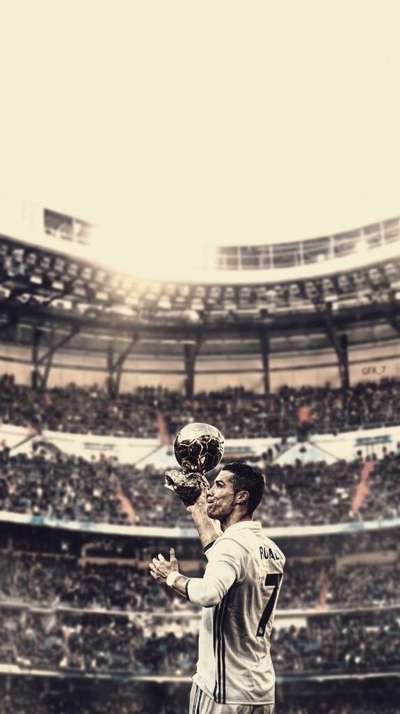 Cristiano Ronaldo Catching Prize Wallpaper