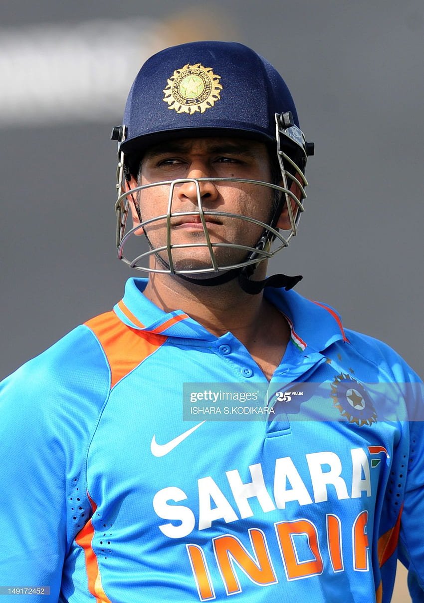 desktop-wallpaper-news-indian-cricket-captain-mahendra-singh-dhoni-walks-dhoni-ms-dhoni-ms-dhoni