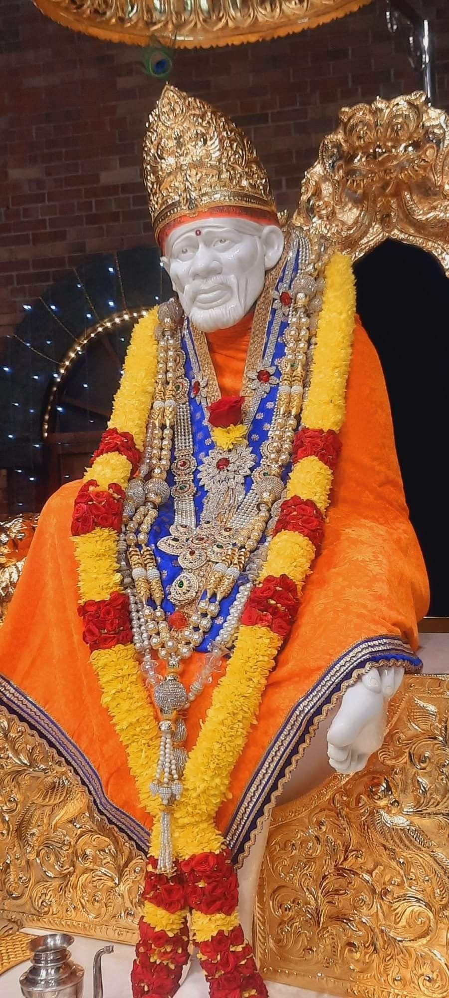 HD Images Of Sai Baba With Quotes