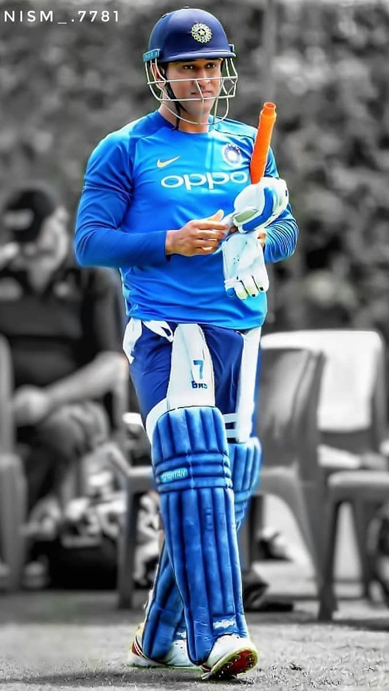HD-wallpaper-ms-dhoni-wearing-gloves-ms-dhoni-wearing-gloves-blue-jersey-cricket-indian-legend-mahi