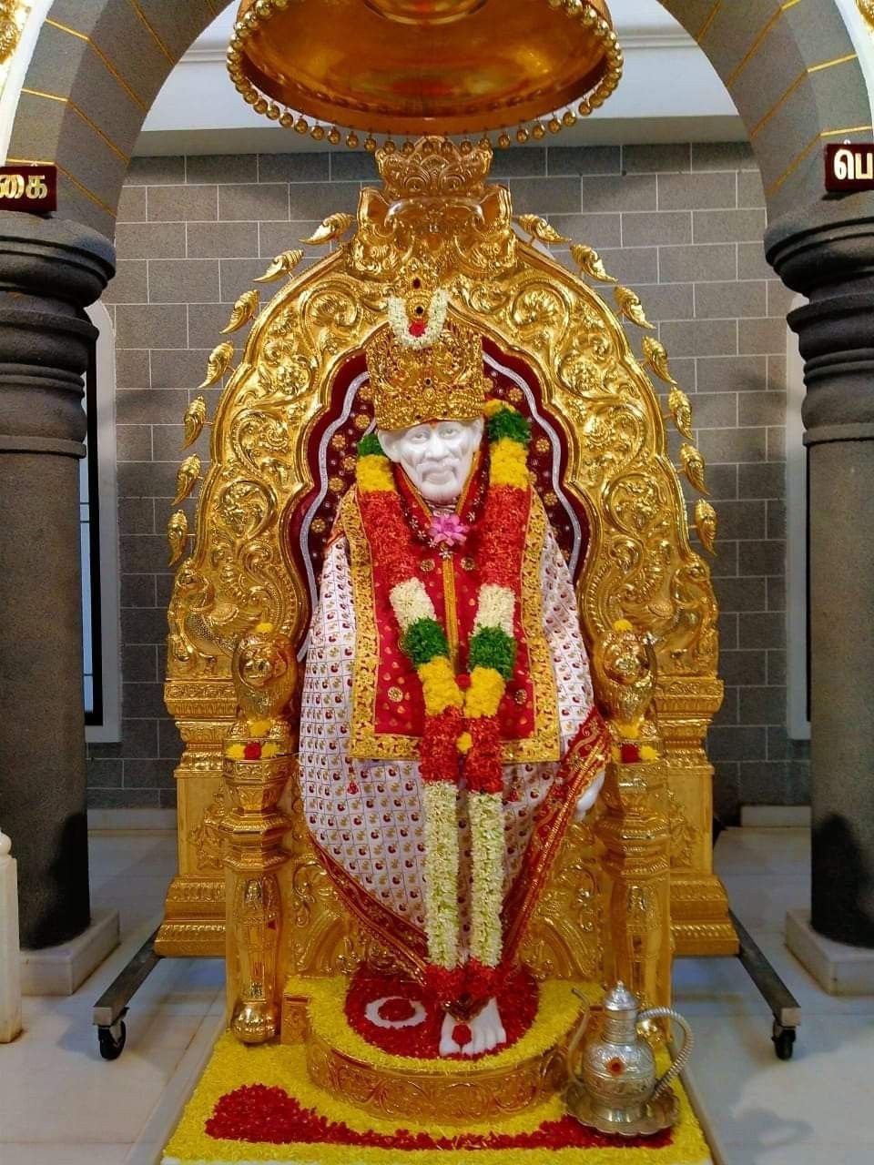 High Resolution Images Of Sai Baba