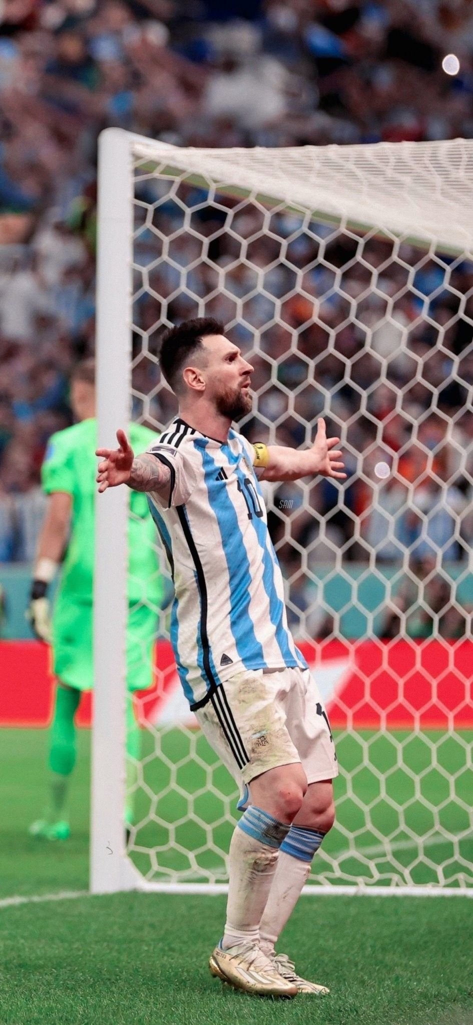 Messi Corner Kick Wallpaper
