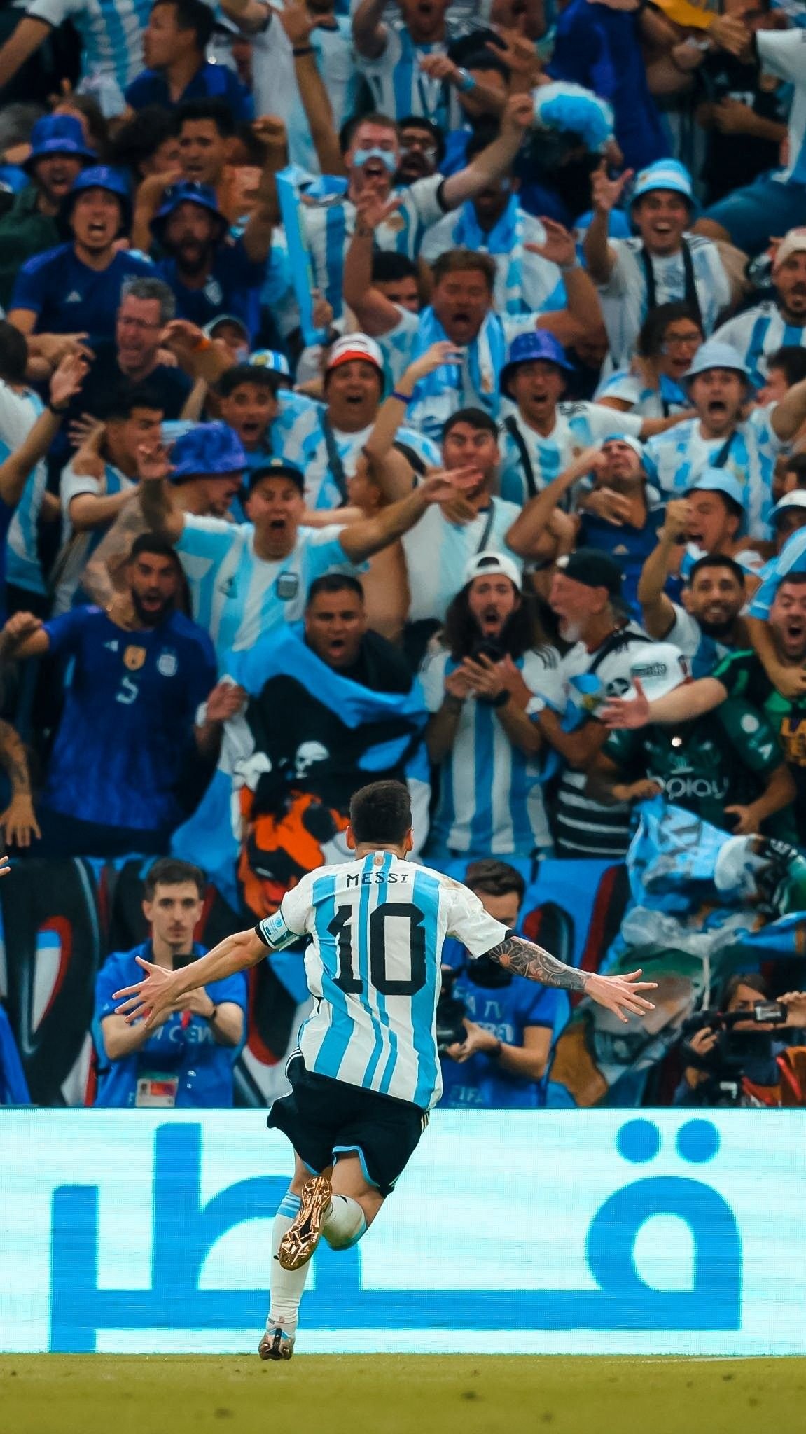 Messi Football Wallpaper Download