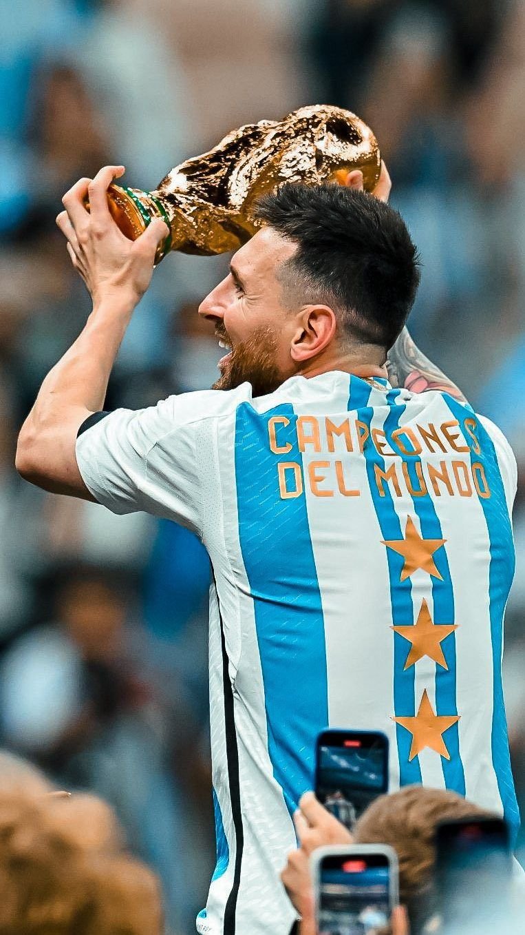 Messi Inhuman Wallpaper