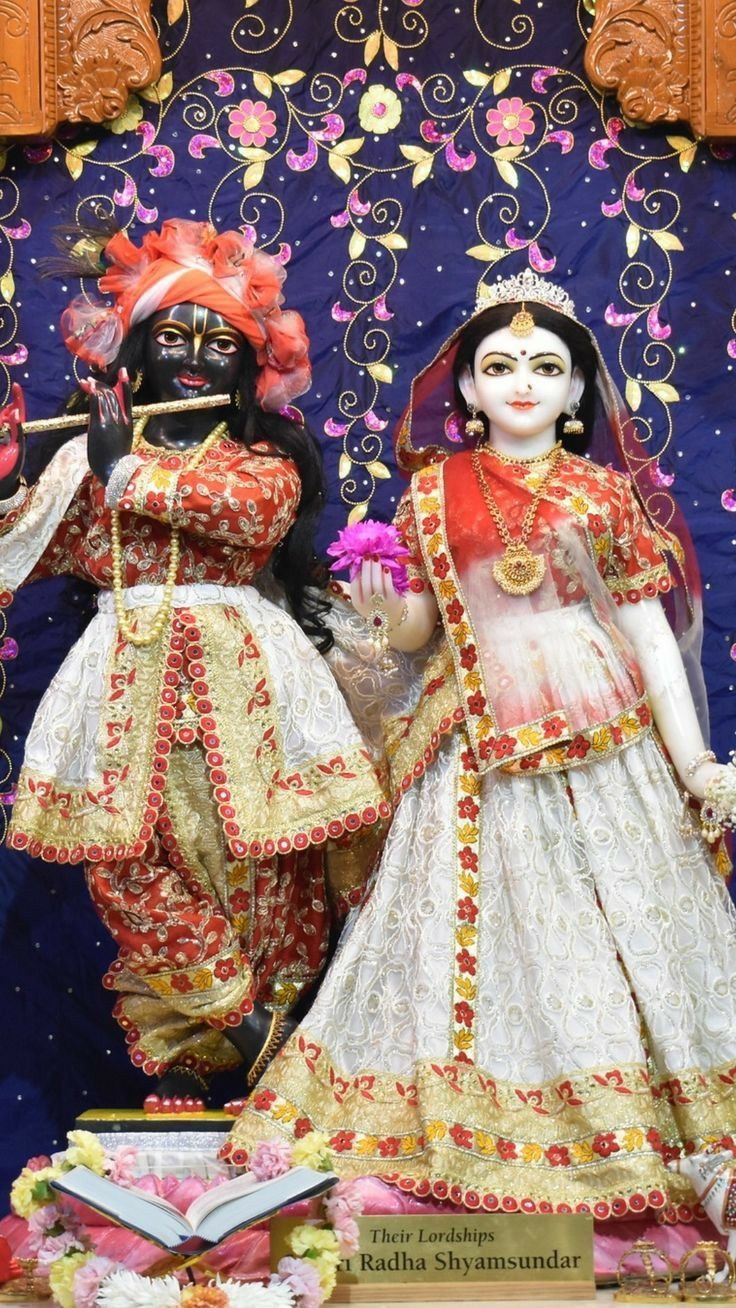 Radha Krishna Cute Images With Quotes