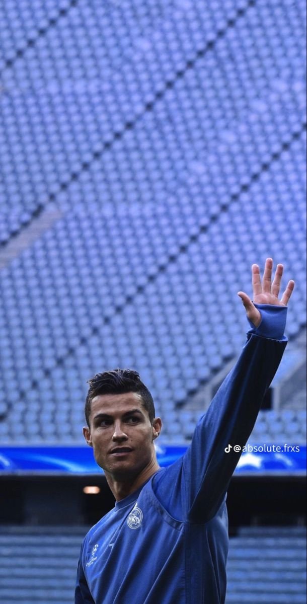 Ronaldo Pointing Someone Wallpaper