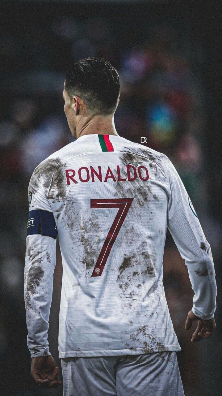 Ronaldo Side View Wallpaper