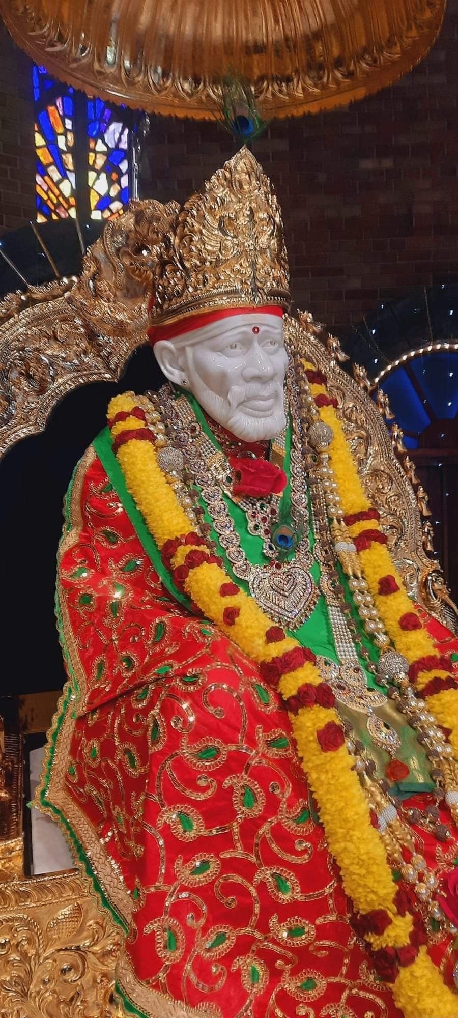 Sai Baba Images HD With Child
