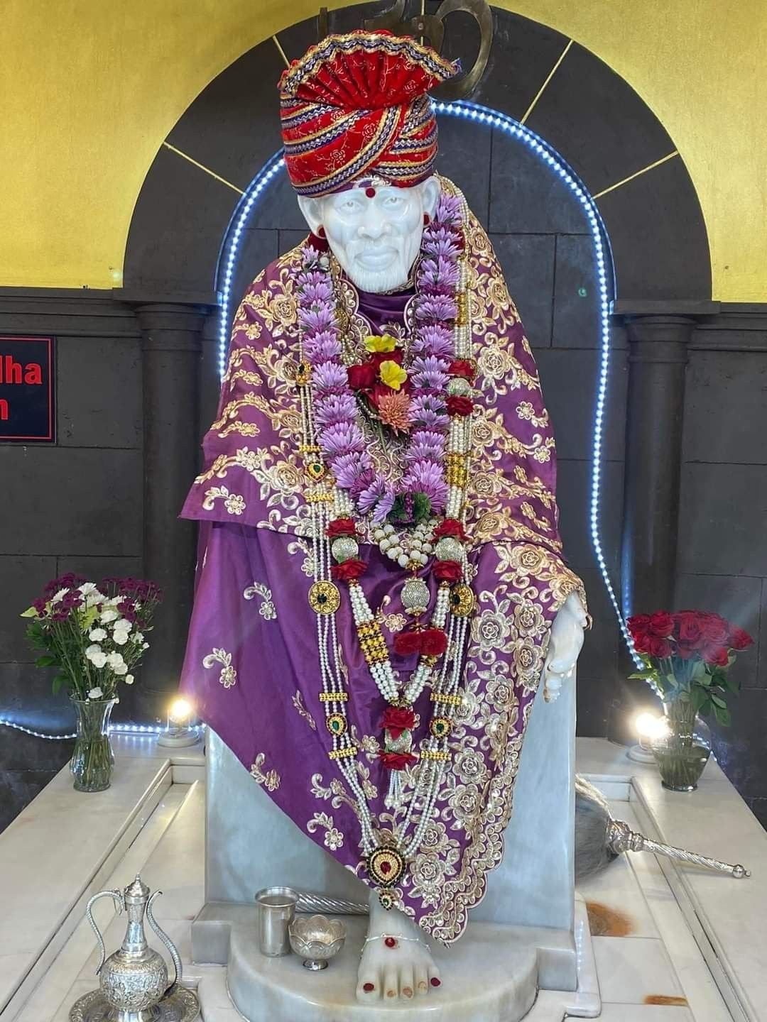 Sai Baba Images HD With Quotes