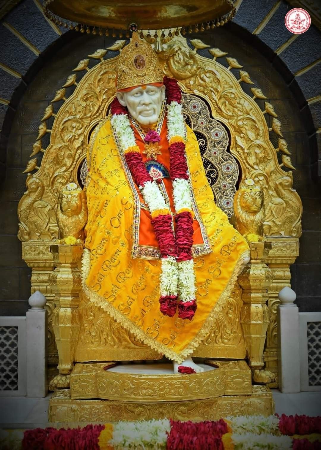 Shirdi Sai Baba Statue HD Images In Temple